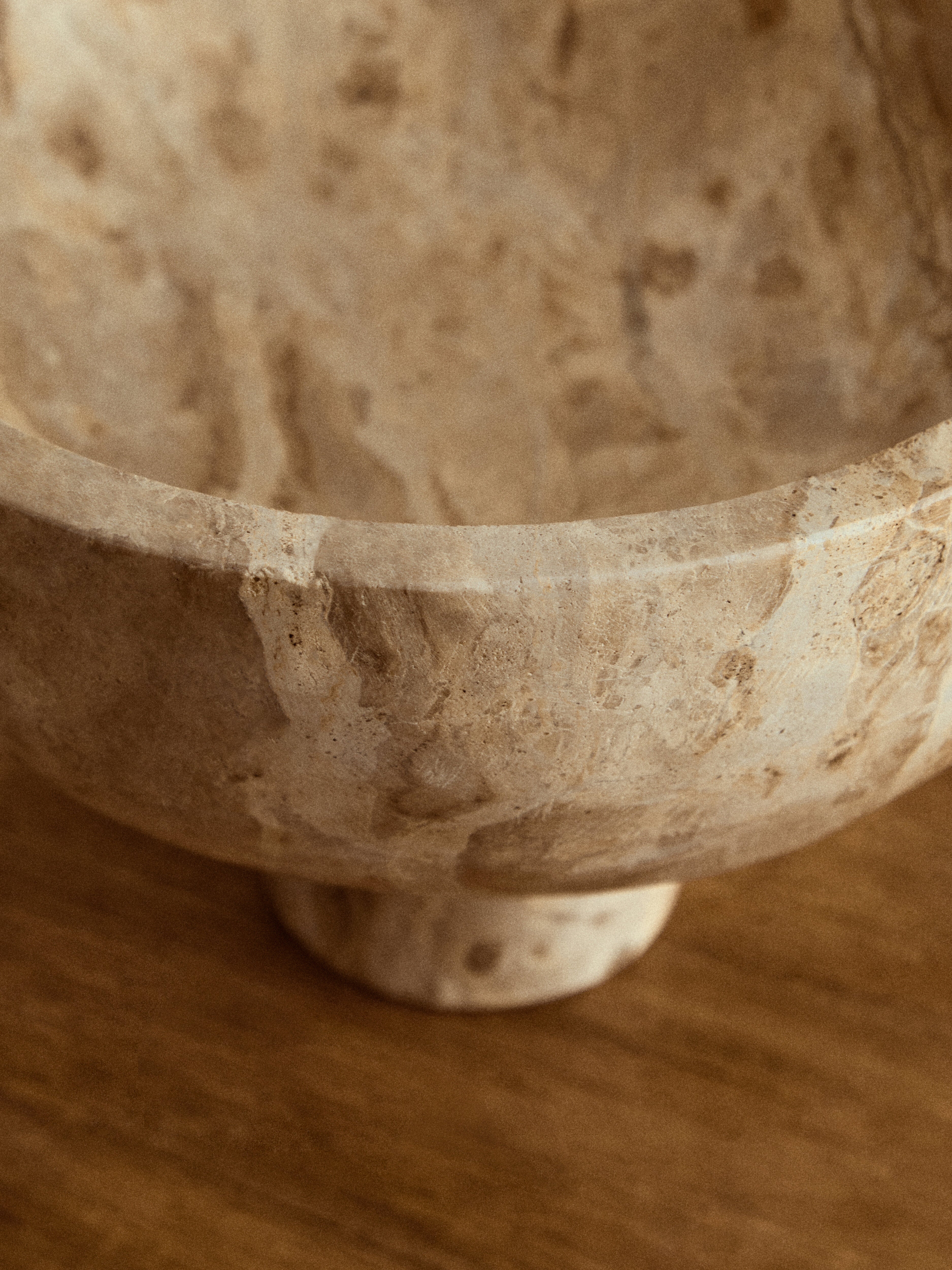 Como Chocolate Marble Pedestal Bowl